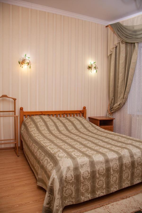 Piligrim 1 Otel Mykolaiv Dış mekan fotoğraf