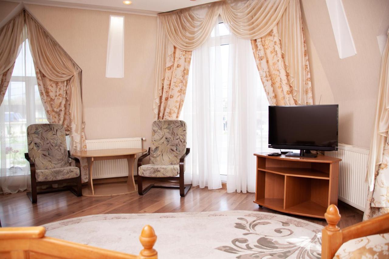 Piligrim 1 Otel Mykolaiv Dış mekan fotoğraf