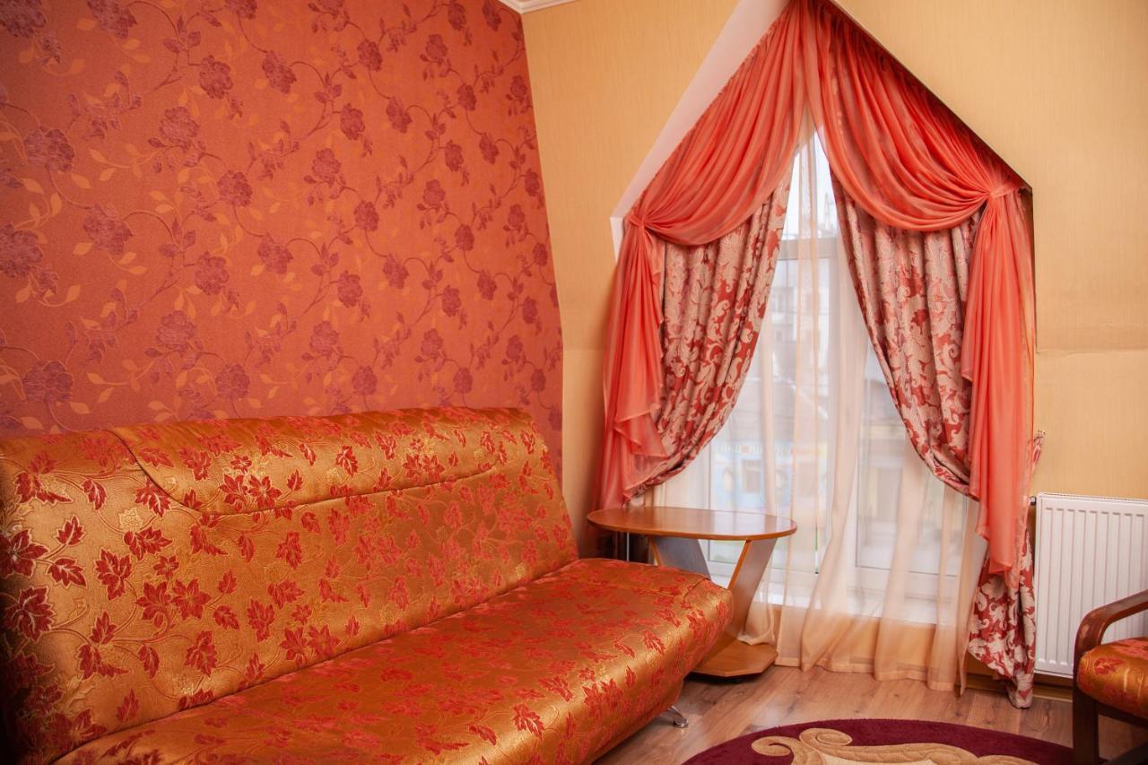 Piligrim 1 Otel Mykolaiv Dış mekan fotoğraf
