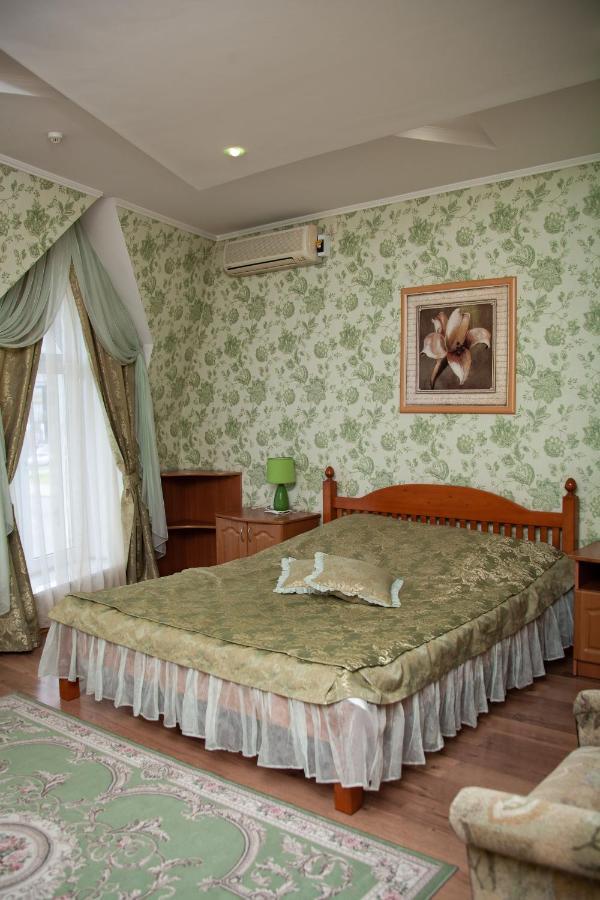 Piligrim 1 Otel Mykolaiv Dış mekan fotoğraf