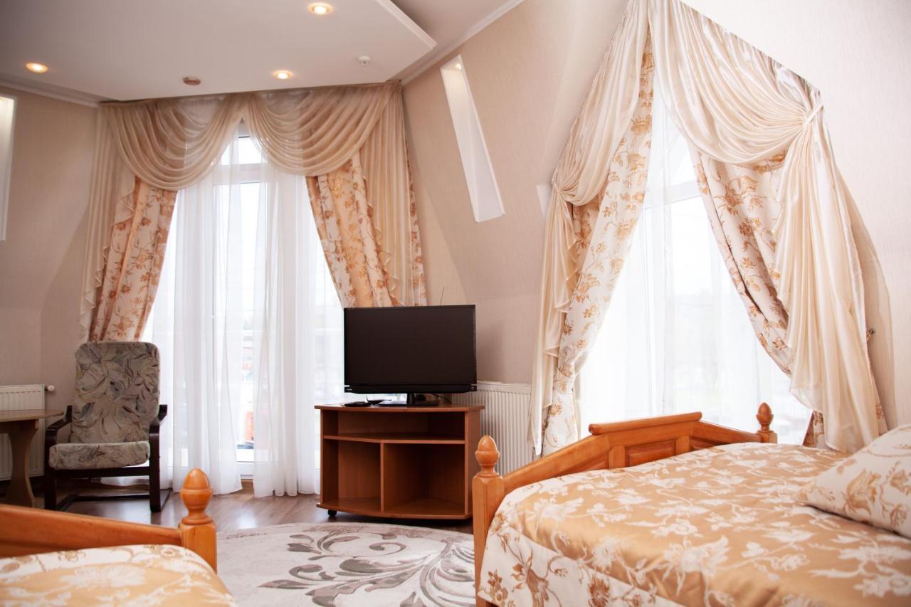 Piligrim 1 Otel Mykolaiv Dış mekan fotoğraf